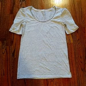 Puff Sleeve T-shirt